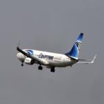 بالفيديو والصور: هكذا احتفل الناجي الوحيد من سقوط الطائرة المصرية!